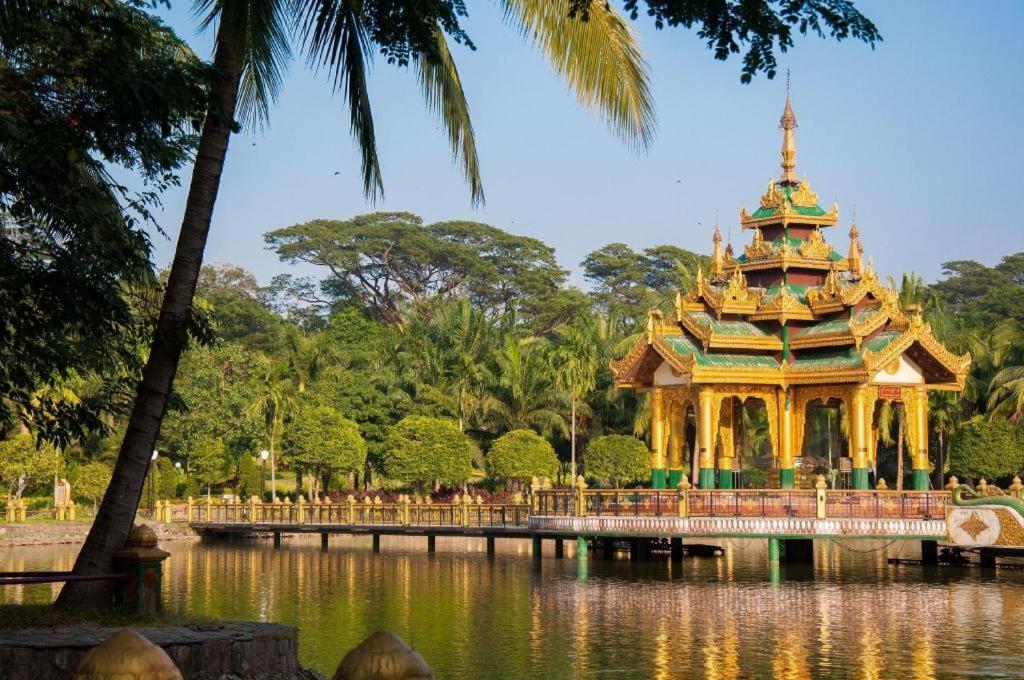 Excel Palace Hotel Yangon Luaran gambar