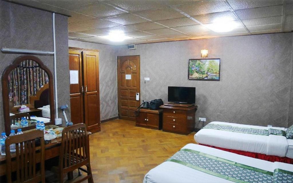 Excel Palace Hotel Yangon Luaran gambar