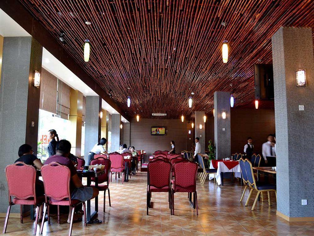 Excel Palace Hotel Yangon Luaran gambar